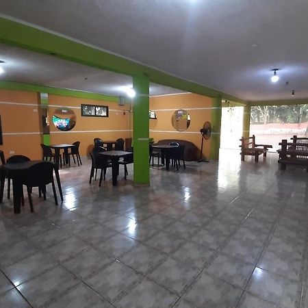 Hostel Peter Pan Puerto Iguazu Luaran gambar