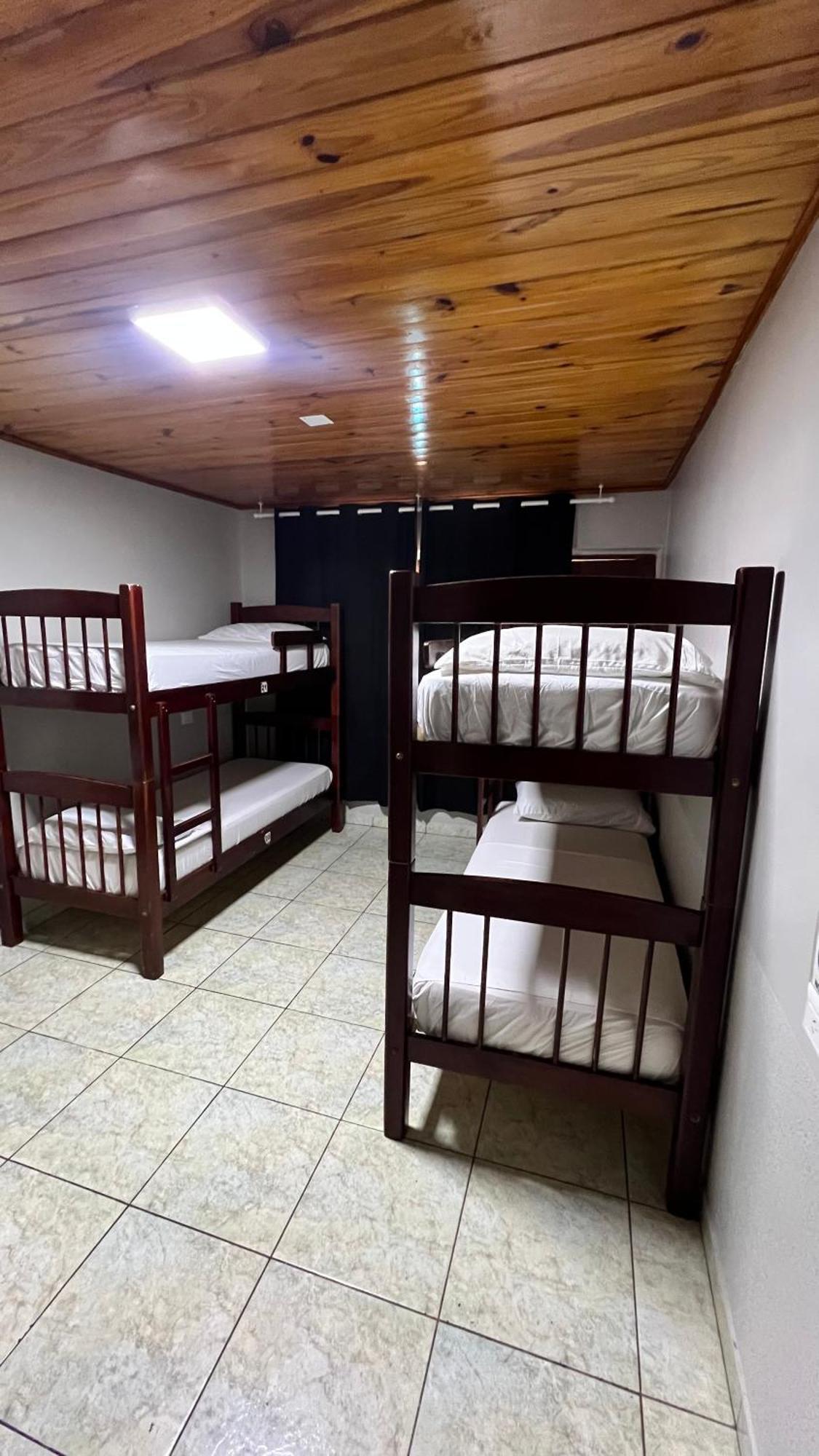 Hostel Peter Pan Puerto Iguazu Luaran gambar